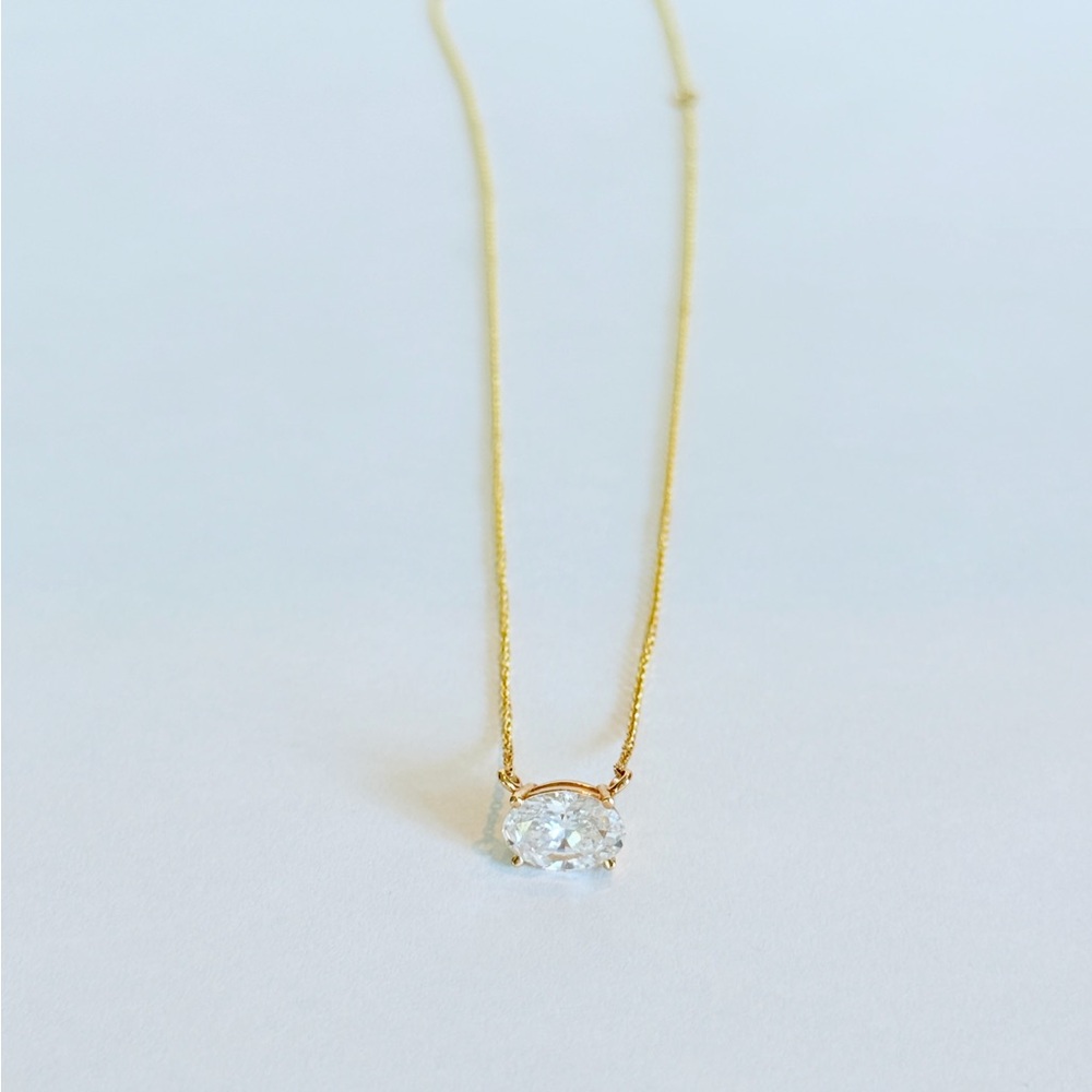 Elegant 14k Gold Necklace with 2 carat Certified Diamond IGI